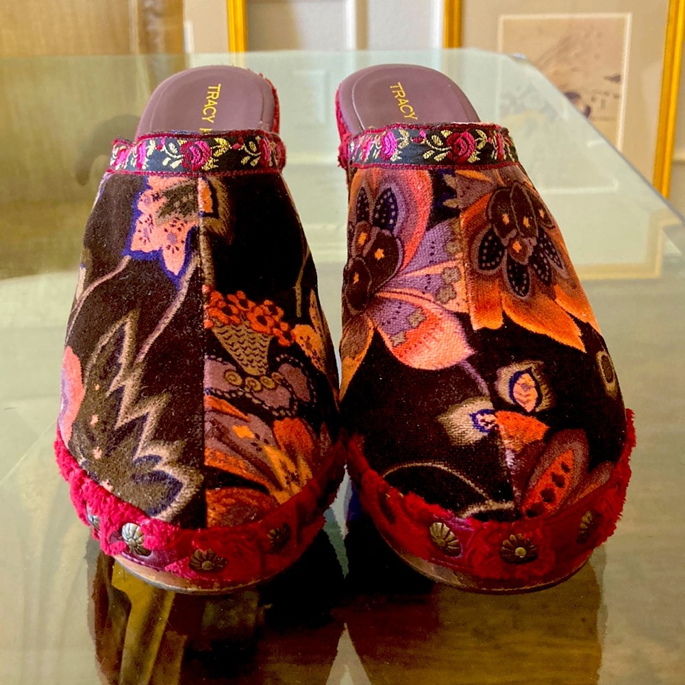 Clogs wooden high heels